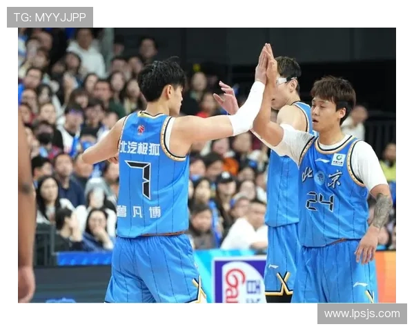 北京三将被罚仍胜广州周琦两双 北京三将被罚仍胜广州周琦两双